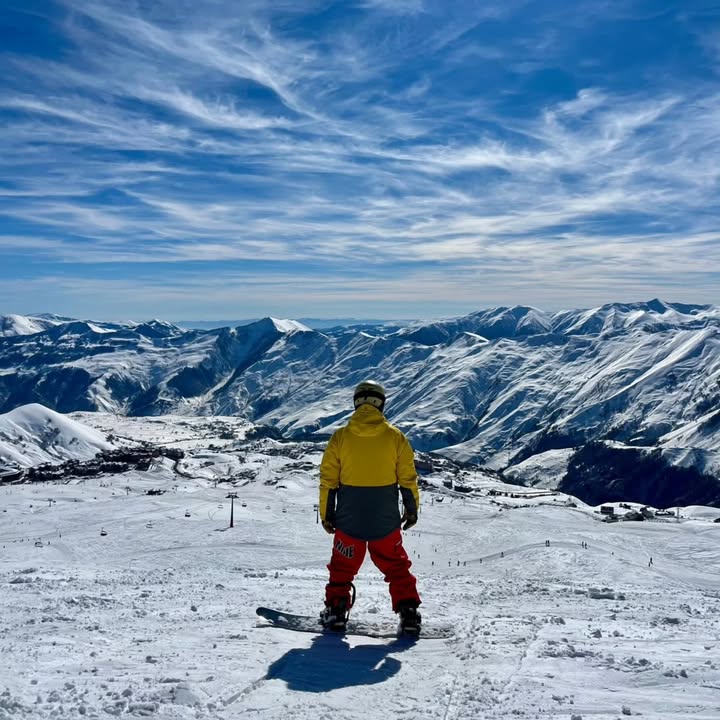 Gudauri Ski Resort — photo by @skoldjesper