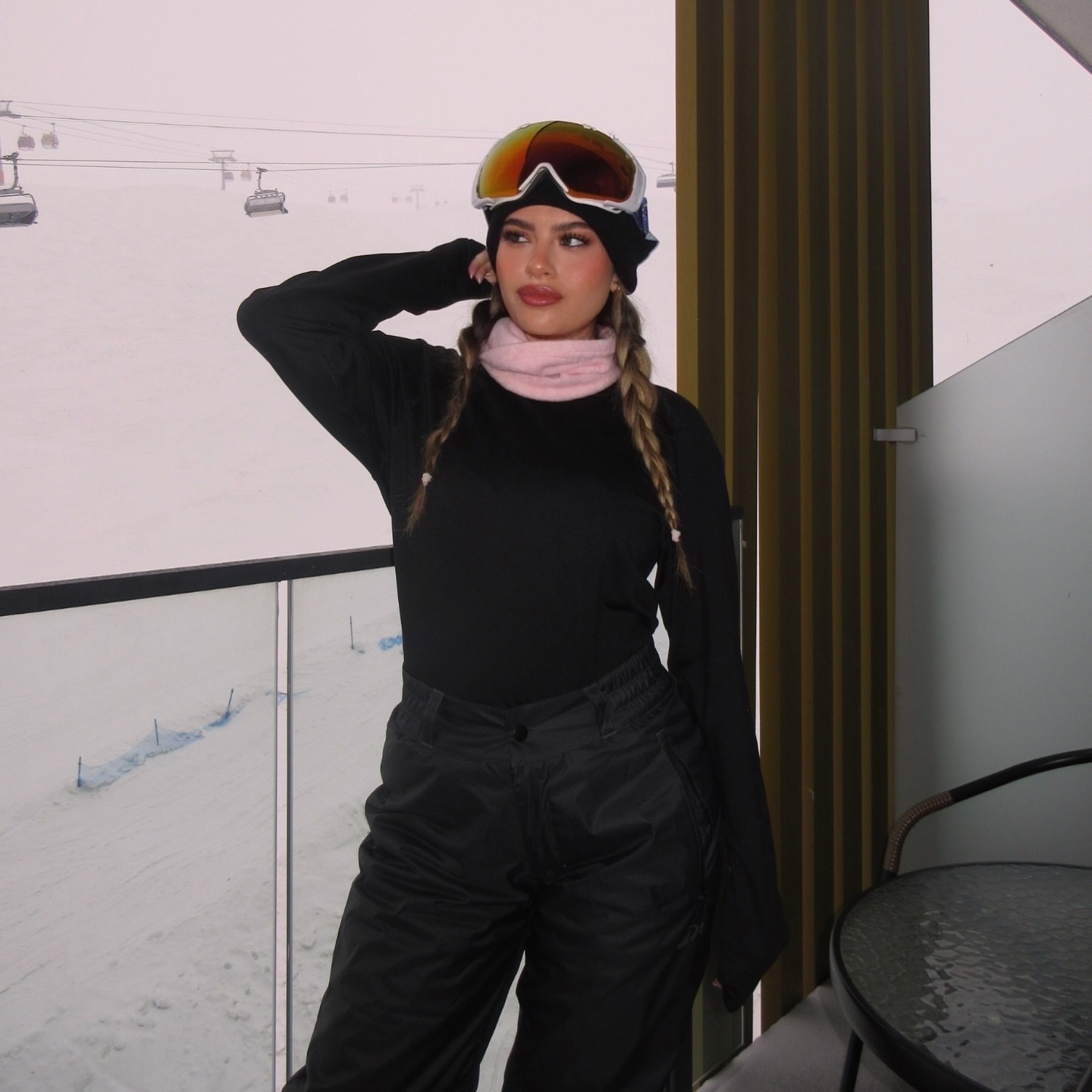 Gudauri Ski Resort — photo by @lihimizrachii