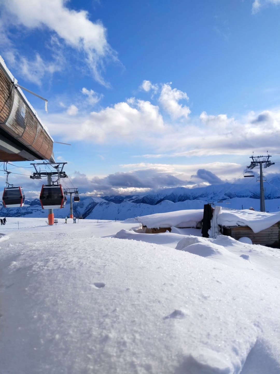 Gudauri Ski Resort — photo by @sveta.svetlana.31